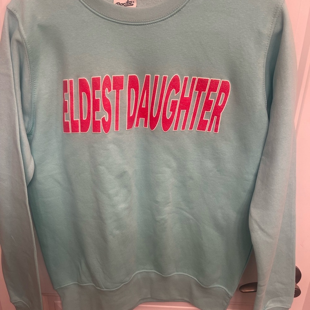 ELDEST DAUGHTER CREWNECK!!! Red and turquoise!!! Adorable cozy!! S - Picture 4 of 5